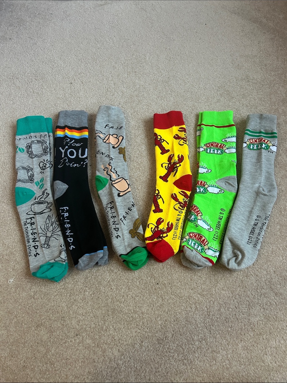 FRIENDS Assorted Graphic Socks